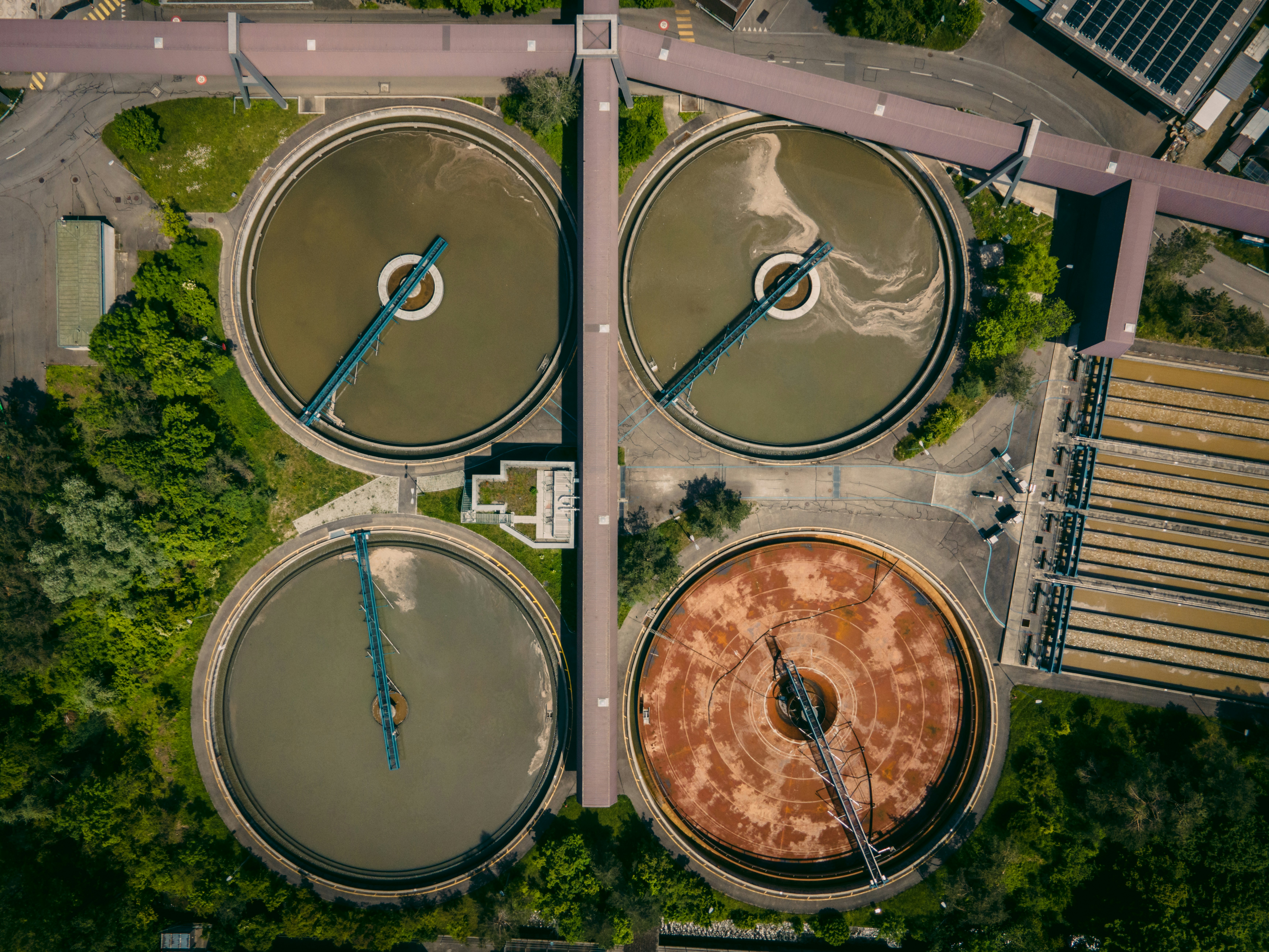 Water quality monitoring at industrial outfall style=